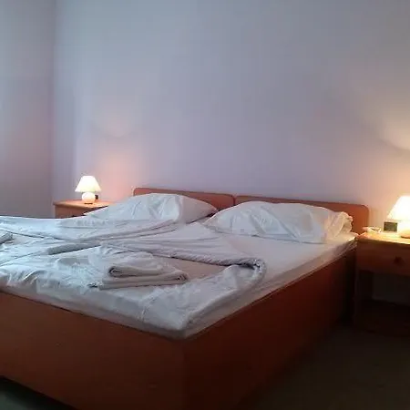 Guest house Planinski Raj 3*